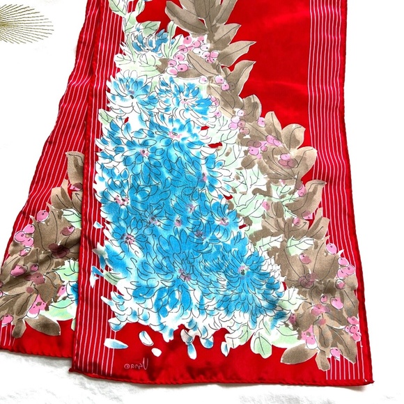 VERA Scarf Rectangle Ponytail Headband Red Blue Floral Made in Japan Hand Roled - Picture 2 of 6